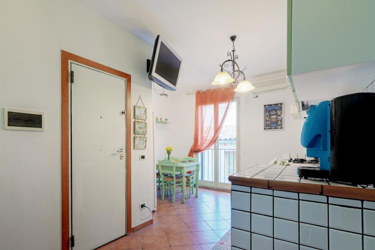 Casa Di Molly Cozy Apartment Near Via Roma Palermo Exterior photo