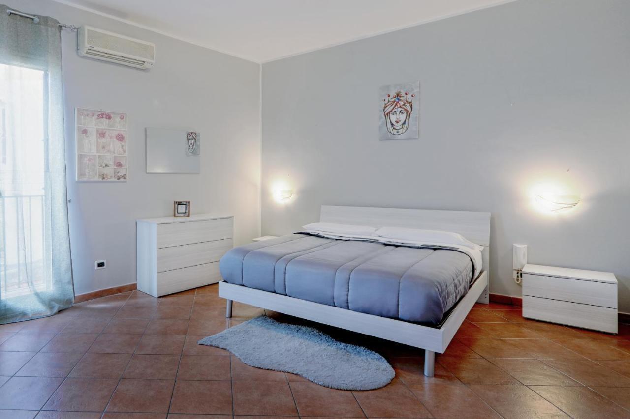 Casa Di Molly Cozy Apartment Near Via Roma Palermo Exterior photo
